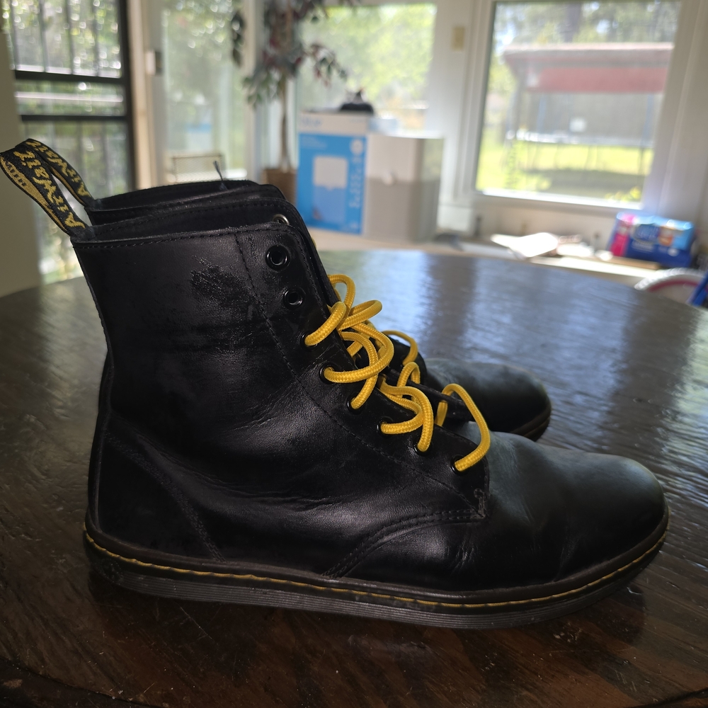 Dr Martens Tobias